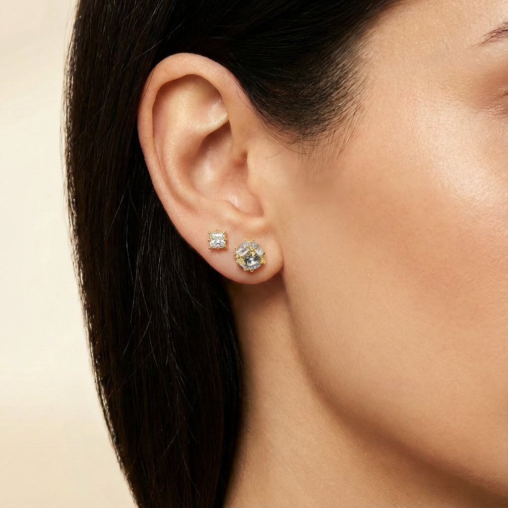 Emilia S3017 earrings - Gold on model A